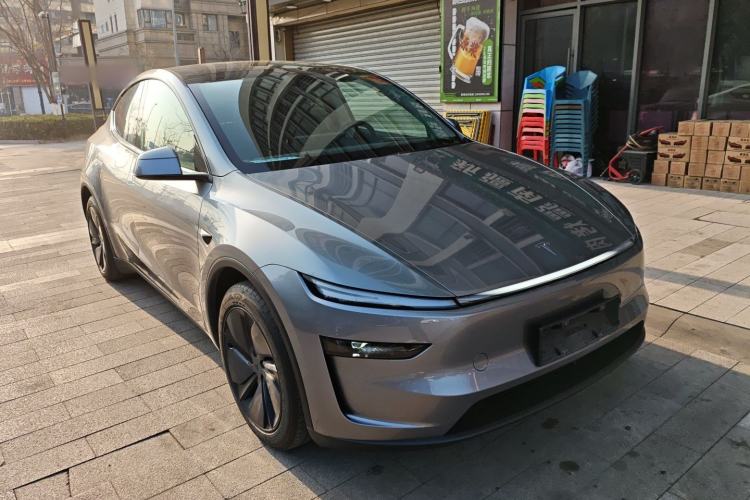 Used Tesla Model Y 2025 Rear-Wheel-Drive Version