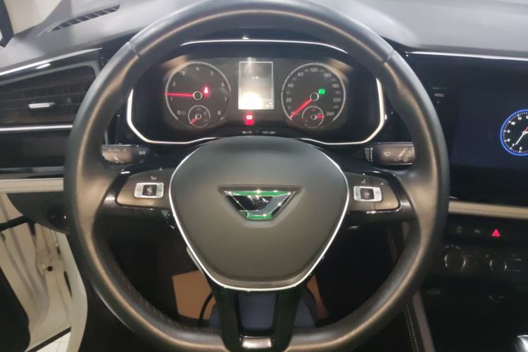 Used Jetta VS7 2023 280TSI Automatic Trend Edition Steering Wheel