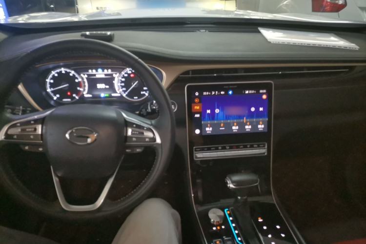 Used GAC Trumpchi GS5 2019 270T Automatic Luxury Edition Center Console