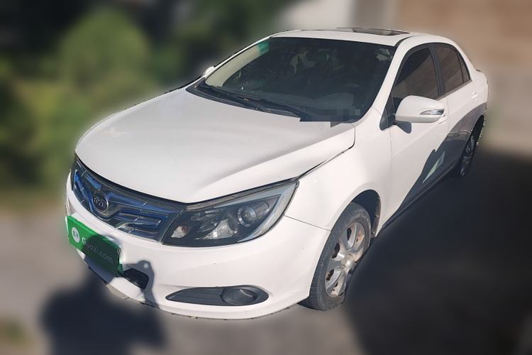 Used BYD e5 2016 300 Luxury Edition