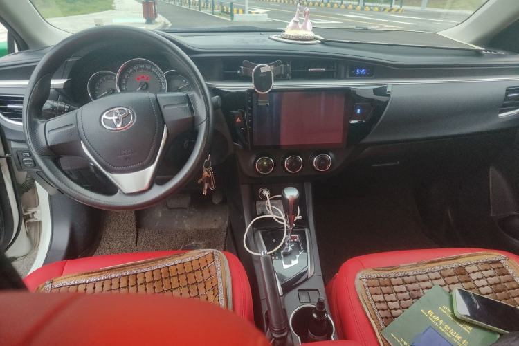 Used Toyota Levin 2016 1.6G CVT Elite Edition Center Console