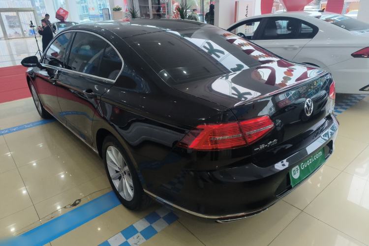 Used Volkswagen Magotan 2019 330TSI DSG Leading Model China VI Standard Rear Left 45 Deg