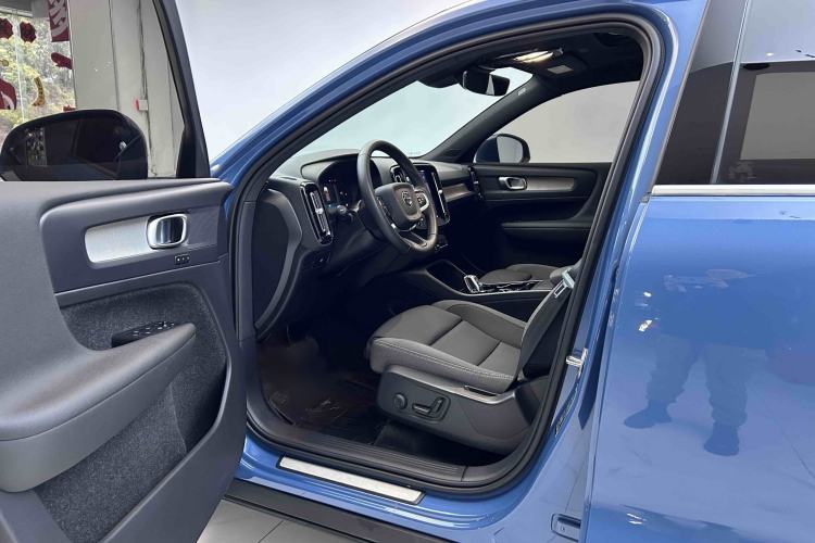 Used Volvo XC40 2023 B3 Zhiyuan Luxury Edition