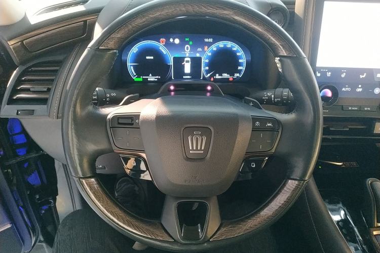 Used Toyota Vellfire 2024 Crown Dual-Engine 2.5L Supreme Executive Edition