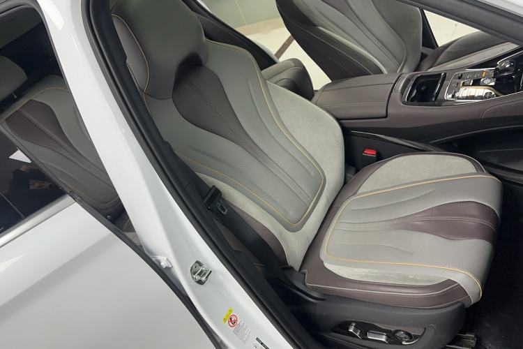 Used BYD Frigate 07 2024 Honor Edition DM-i 100KM Prestige Model