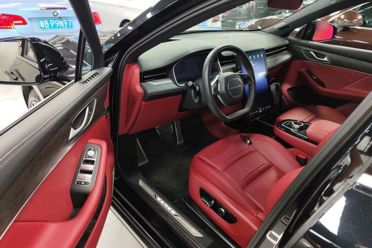 Used SERES SF5 2021 Four-Wheel Drive Freedom Expedition Edition
