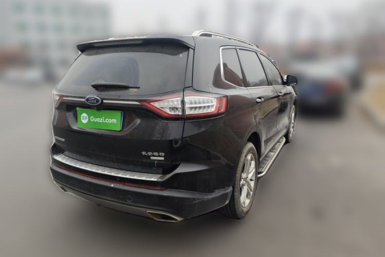 Used Ford Edge 2015 2.0T GTDi Two-Wheel-Drive High-Line Version
