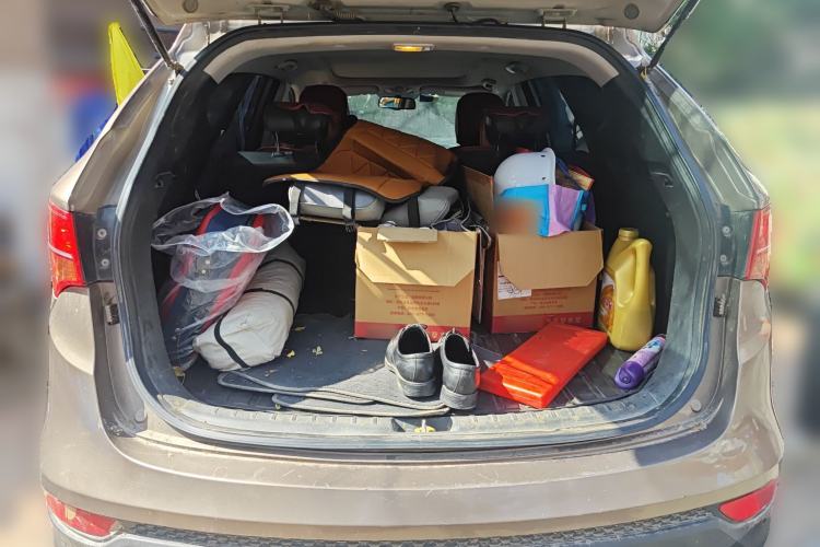 Used Hyundai Santa Fe 2013 2.4L Automatic Two-Wheel Drive Smart Version