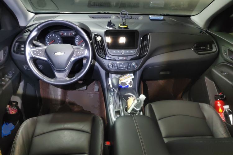 Used Chevrolet Equinox 2021 535T Chijie Edition Center Console