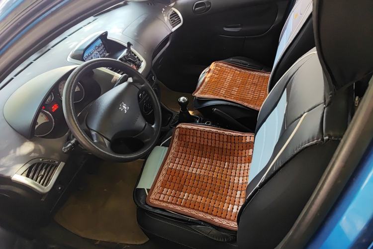 Used Peugeot 207 2011 Sedan 1.4L Manual Yule Edition