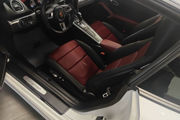Used Porsche 718 2016 Cayman 2.0T