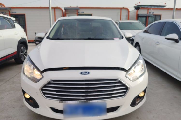 Used Ford Escort 2015 1.5L Manual Comfort Model