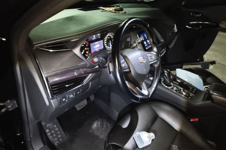 Used Cadillac XT4 2018 28T Two-Wheel Drive Tech Version