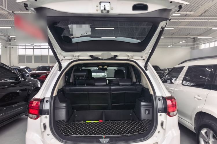 Used Mitsubishi Outlander 2019 2.0L Two-Wheel Drive Comfort Edition 5 Seats China VI Standard
