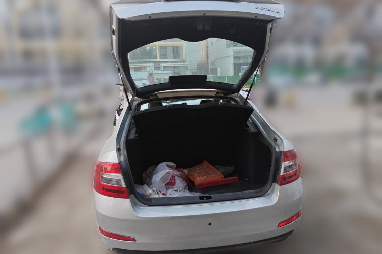 Used Skoda Octavia 2015 1.6L Manual Yijie Edition