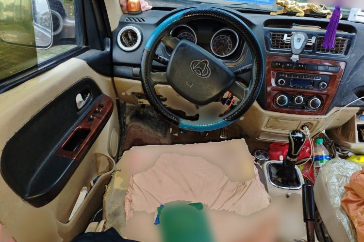 Used CHANGAN KAICHENG Ruixing M80 2014 1.5L Standard Version 4G15S