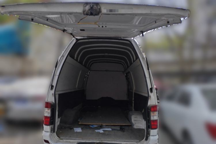 Used Jinbei Hiace  Trunk