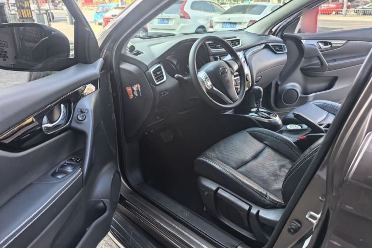 Used Nissan Qashqai 2016 2.0L CVT Elite Edition