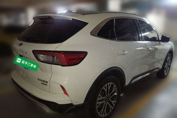 Used Ford Escape 2020 EcoBoost 245 Two-Wheel-Drive Titanium Edition
