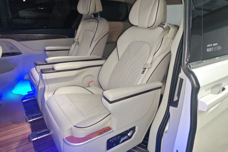 Used Buick GL8 2018 ES 28T Comfort Model China VI Standard
