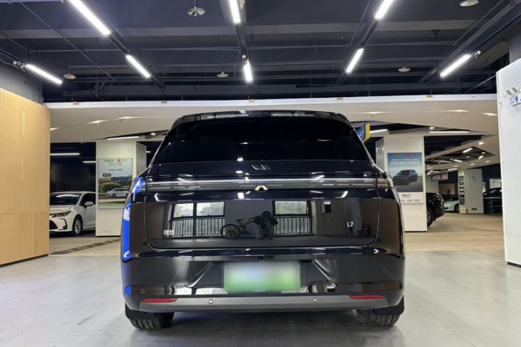 Used Li Auto L7 2023 Pro Model Exterior 7
