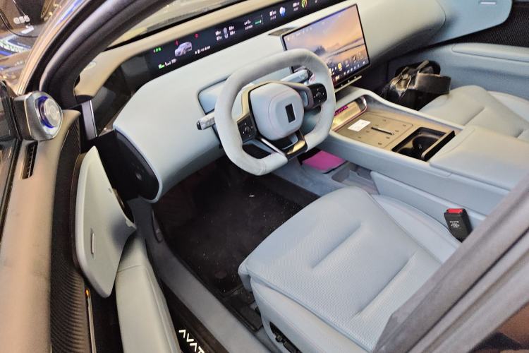 Used Avatr 12 2023 650 Three-Laser Four-Wheel Drive Performance Edition Driver Seat