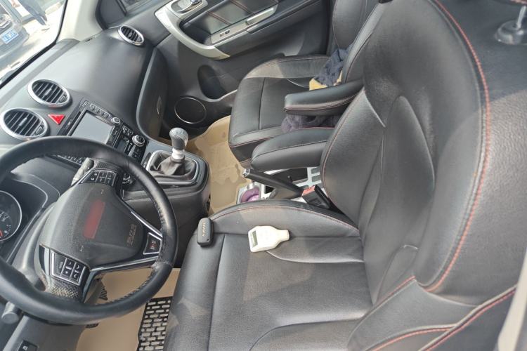 Used Haval H6 2015 Upgraded Model 1.5T Manual Two-Wheel Drive Elite Version