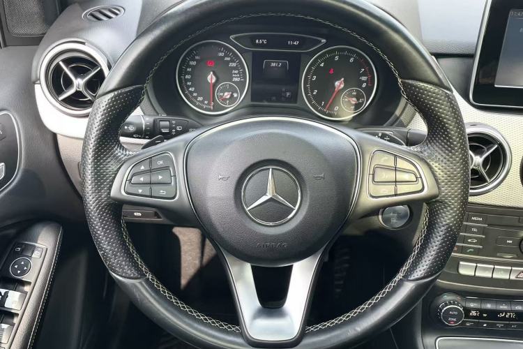Used Mercedes-Benz B-Class 2015 B 200 Fashion Model
