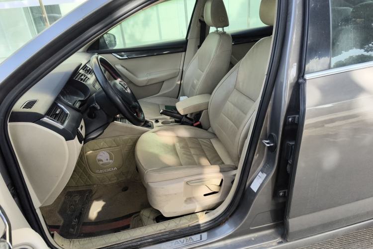 Used Skoda Octavia 2015 1.4TSI DSG Yijun Edition