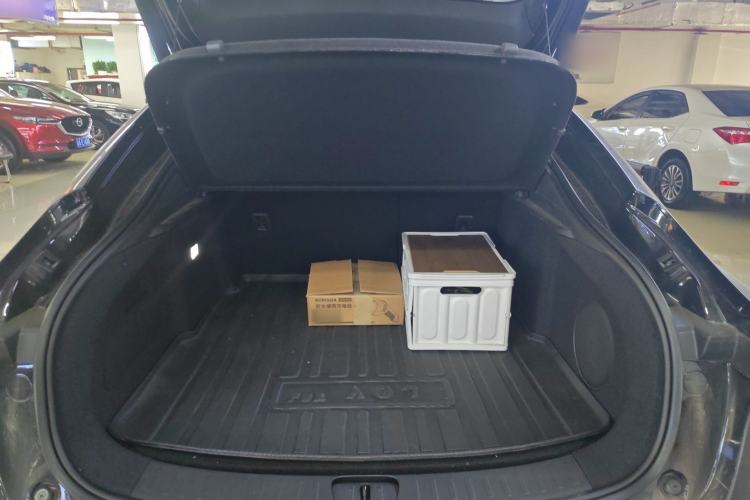 Used CHANGAN NEVO A07 2025 All-Electric "True Fragrance" Edition 710-Mile Long-Range Version Trunk