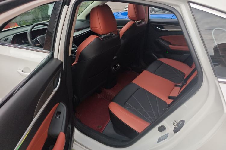 Used CHANGAN Eado 2022 PLUS Blue Whale NE 1.4T GDI DCT Prestige Edition Left Rear Seat