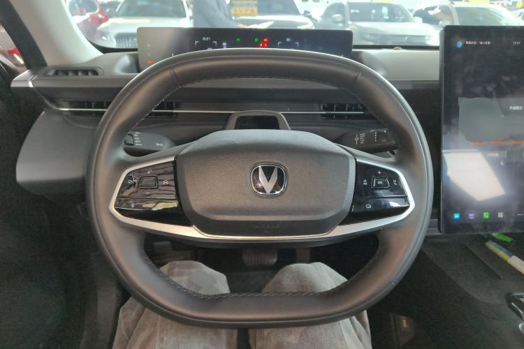 Used CHANGAN Eado DD 2023 Blue Whale NE 1.5T GDI DCT Navigation Model Steering Wheel