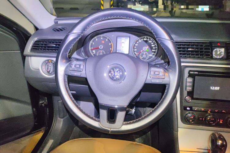 Used Volkswagen Passat 2014 1.8TSI DSG Prestige Edition