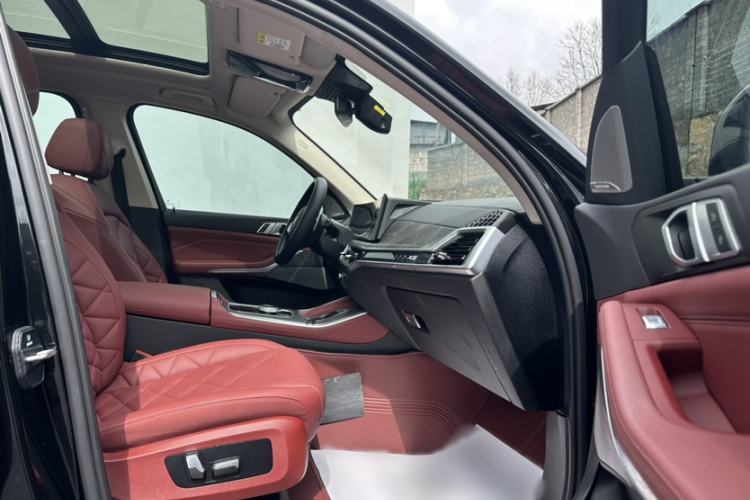 Used BMW X5 2023 xDrive 30Li Luxury M Sport Night Edition Package Exterior 10