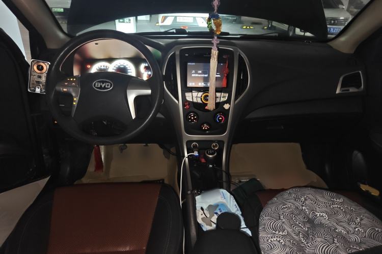 Used BYD F3 2015 Energy-Saving Edition 1.5L Manual Luxury Model
