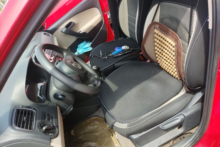 Used Volkswagen Polo 2011 1.6L Manual ZhiShang Edition Left Front Seat