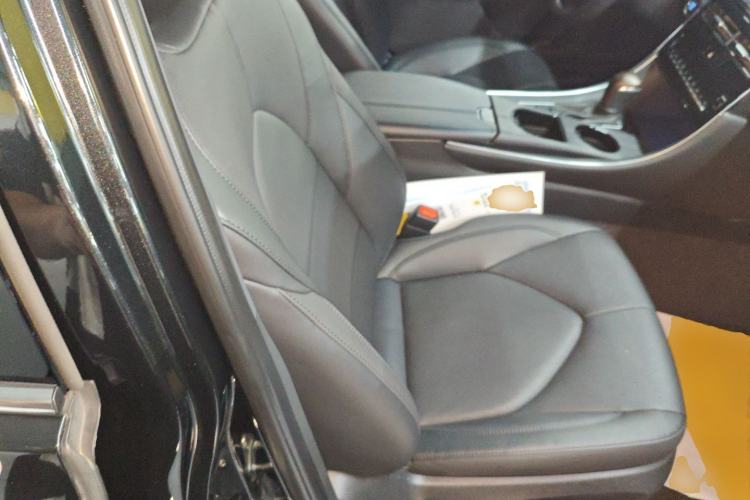 Used Toyota Avalon 2023 2.0L Premium Edition
