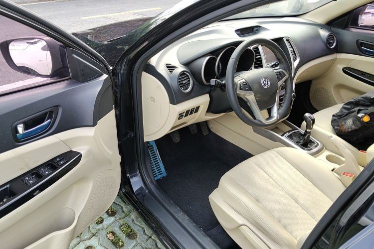 Used CHANGAN Eado 2015 1.6L Manual Luxury Model China V Standard