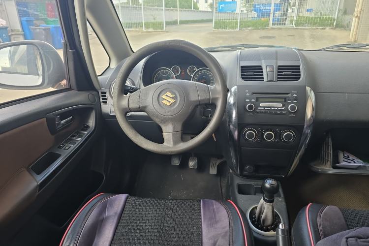 Used Suzuki SX4 2013 1.6L Manual CoolRide Model