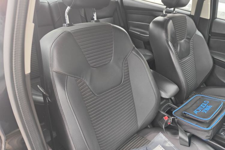 Used Ford Focus 2015 Sedan 1.6L Automatic Trend Model Right Front Seat