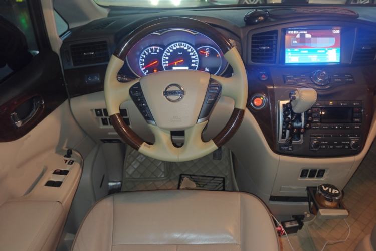 Used Nissan Quest 2015 3.5L SL Steering Wheel