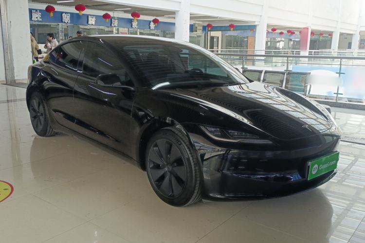 Used Tesla Model 3 2023 Rear-Wheel-Drive Version
