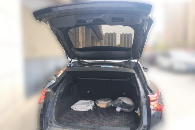 Used Citroen C5 X 2024 1.6T Enjoy the Extraordinary Trunk