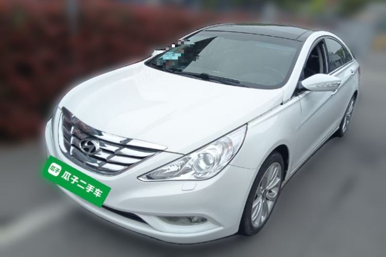 Used Hyundai Sonata 2011 2.0L Automatic Top-Grade Version
