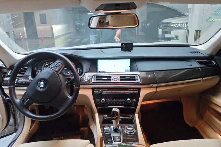 Used BMW 7 Series 2009 730Li Luxury Model