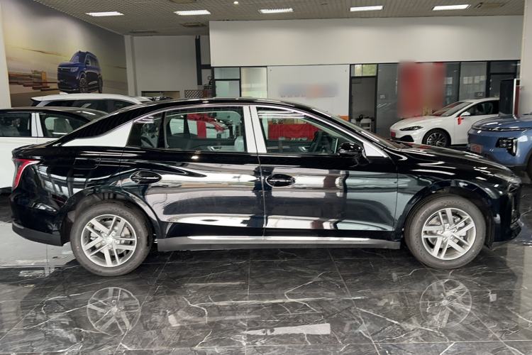 Used Hongqi E-QM5 2025 500km Range Commuter Version
