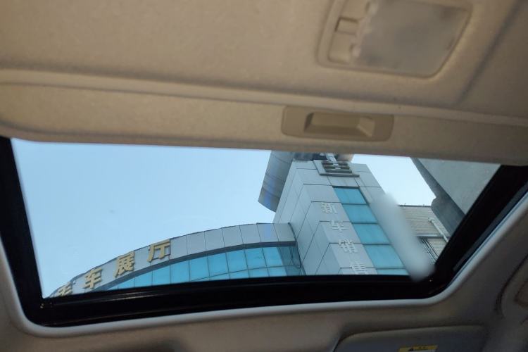 Used Nissan Tiida 2021 1.6L CVT Cool Edition
