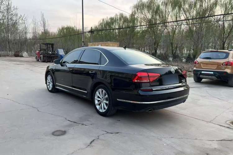 Used Volkswagen Passat 2016 330TSI DSG Prestige Edition Exterior 3