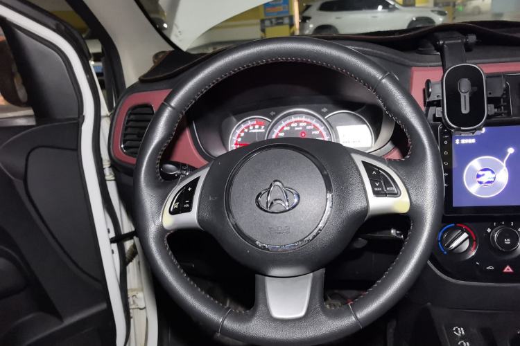 Used Oshan Olisway 2015 X6 1.4L Manual Mount Everest Edition
