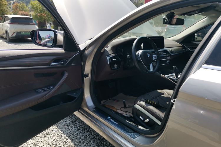 Used BMW 5 Series 2021 530Li Leading Luxury Package Driver Seat